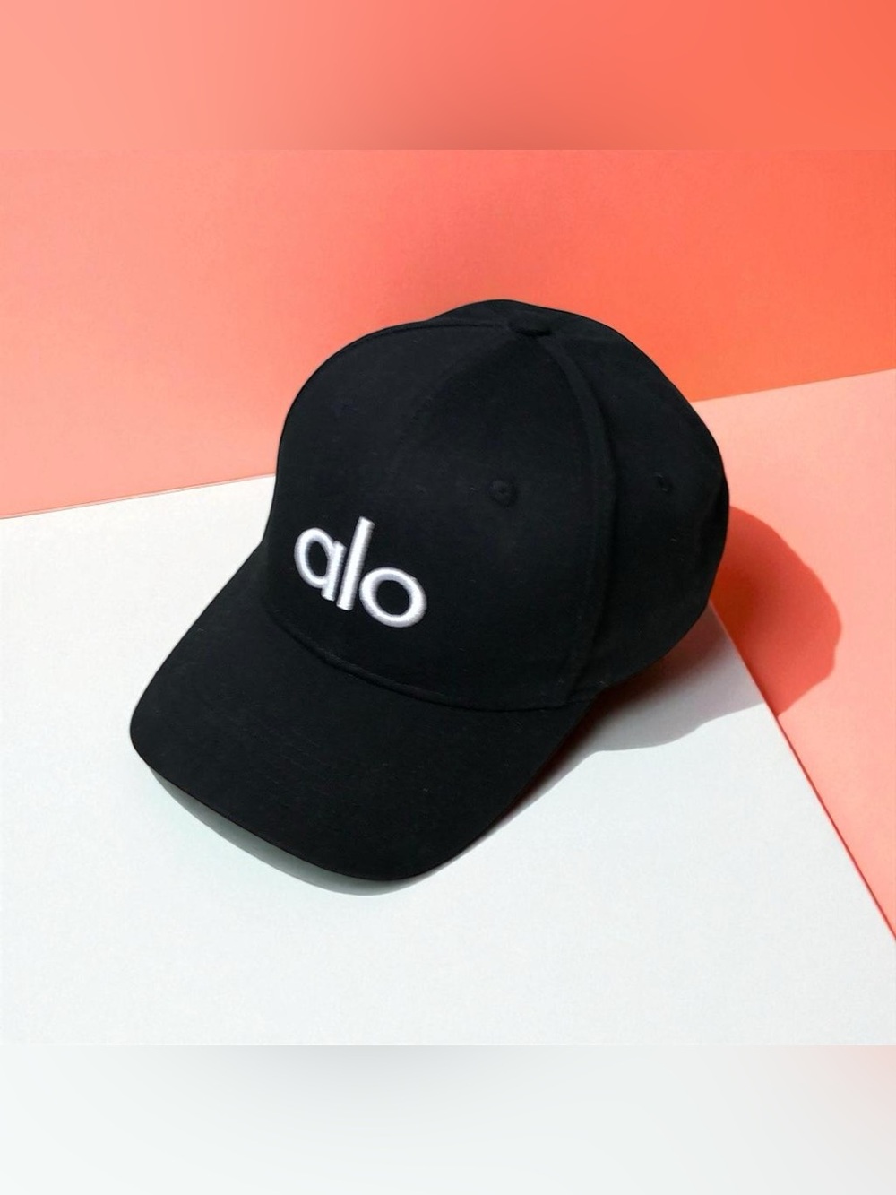 ⚓️ALO Yoga Black Baseball Cap with White Logo